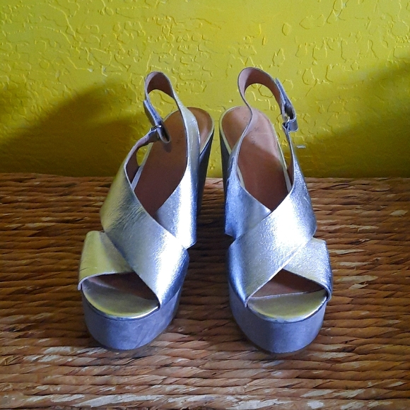 silver slingback wedges